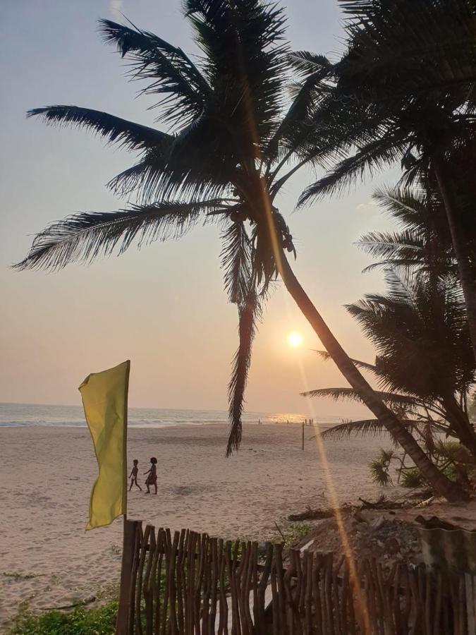Josan Villa With A Glorious Beach And Sea View Habaraduwa Central Exteriér fotografie